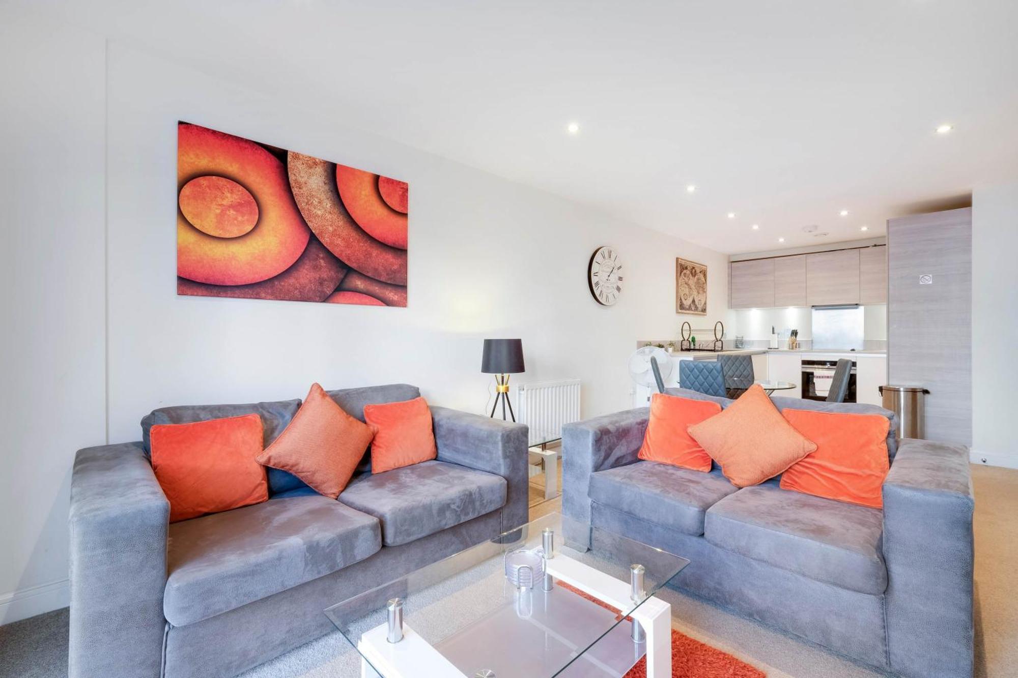 Alder House Serviced Apartment Maidenhead By 360Stays 외부 사진