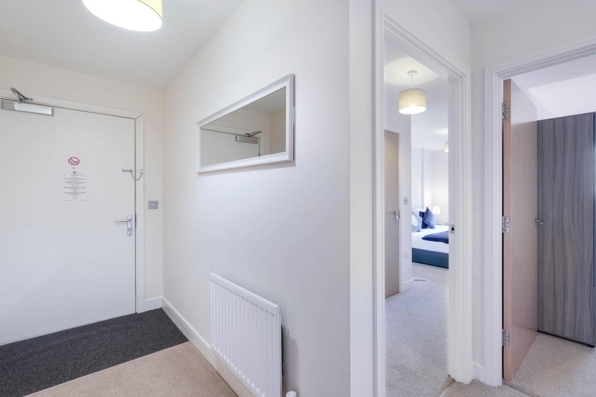 Alder House Serviced Apartment Maidenhead By 360Stays 외부 사진
