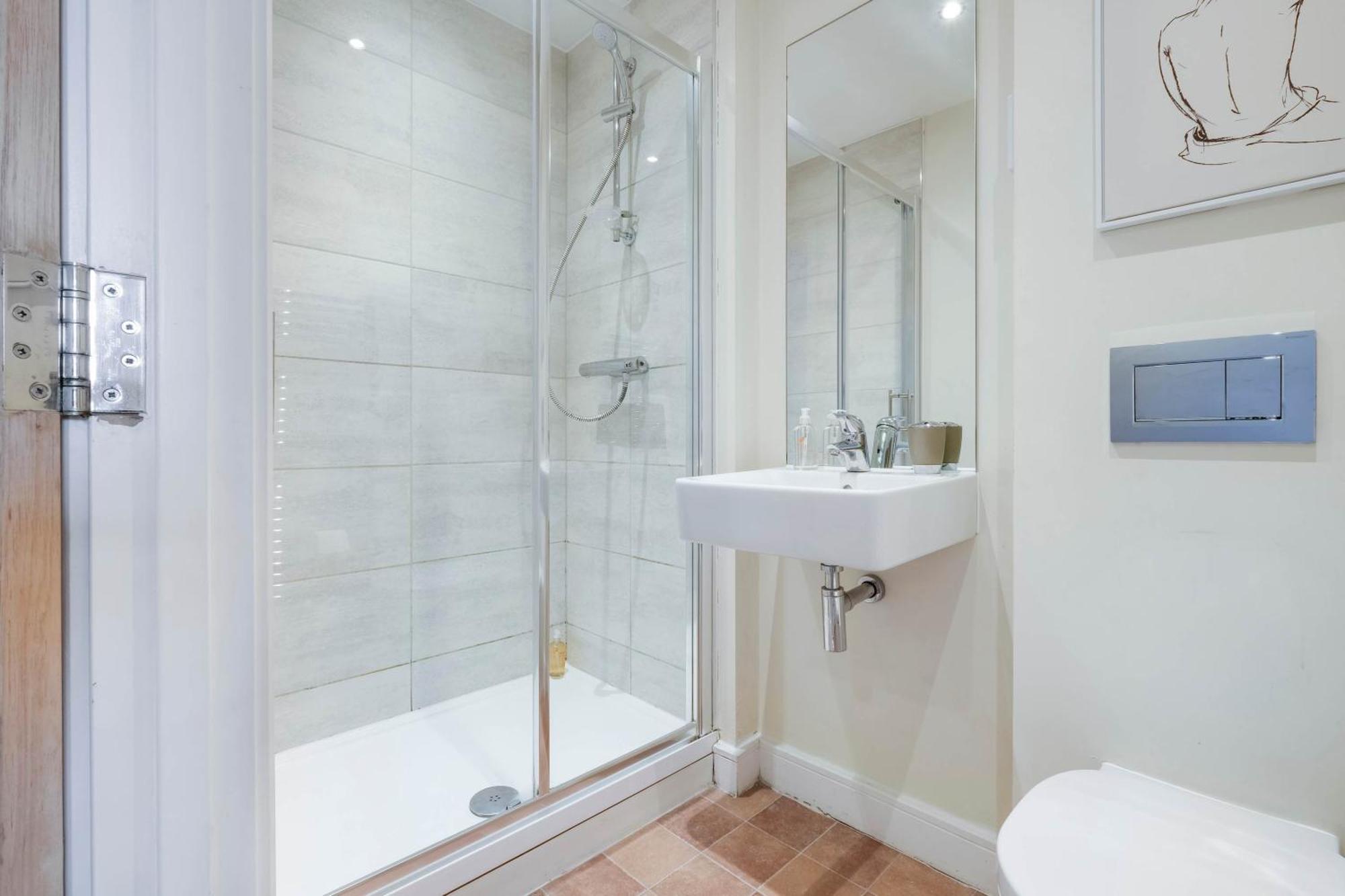 Alder House Serviced Apartment Maidenhead By 360Stays 외부 사진