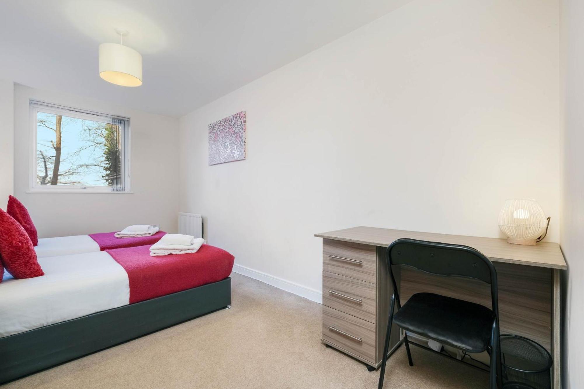 Alder House Serviced Apartment Maidenhead By 360Stays 외부 사진